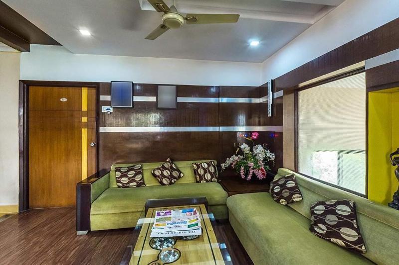 Balaji Residency Hotel Haiderabad Buitenkant foto