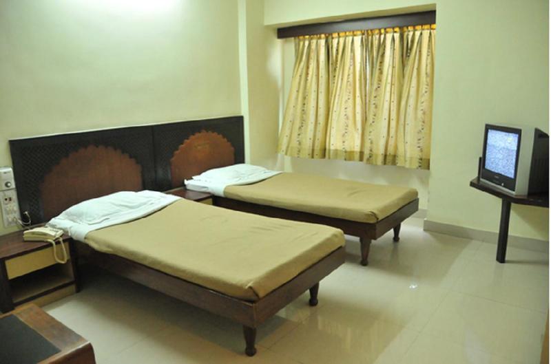 Balaji Residency Hotel Haiderabad Buitenkant foto